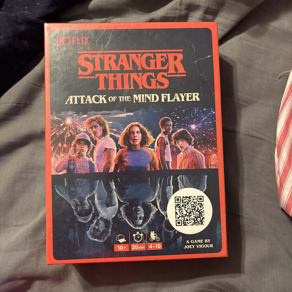 Stranger Things: Attack of the Mind Flayer Board Game, Netflix Edition, 4-10 Pla